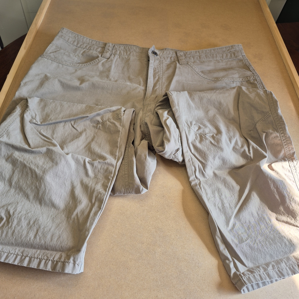 Patagonia Men's Light Brown Cargo Pants 2831/2218